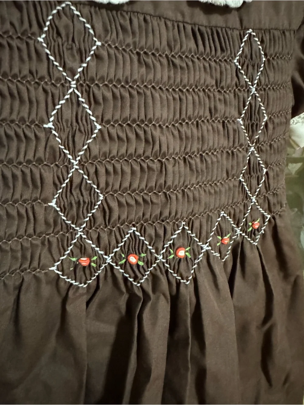 Vintage brown smocked